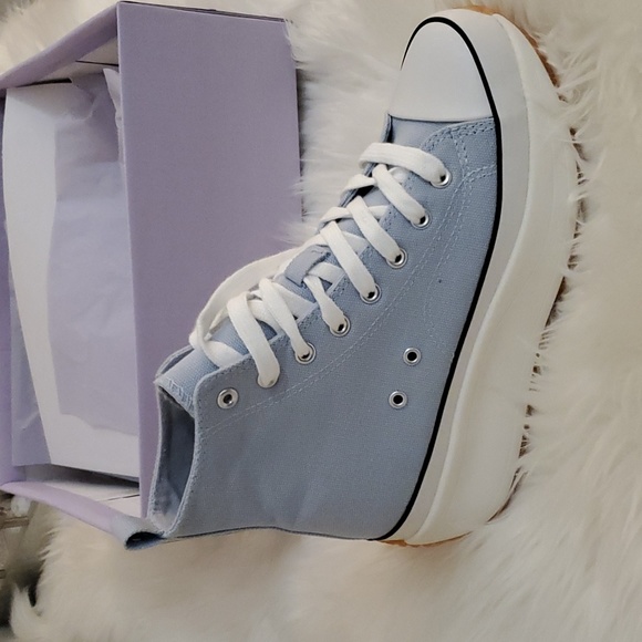 Madden Girl Shoes - Madden Girl Womens Winnona Sneaker 7 1/2 Powder Blue